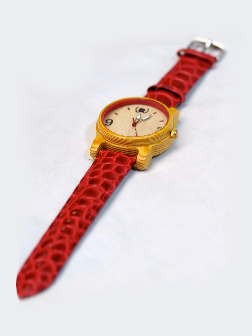 Montre Cuir Rouge